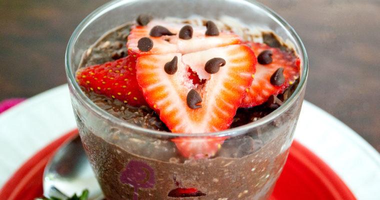 CHOCOLATE STRAWBERRY OVERNIGHT OATS