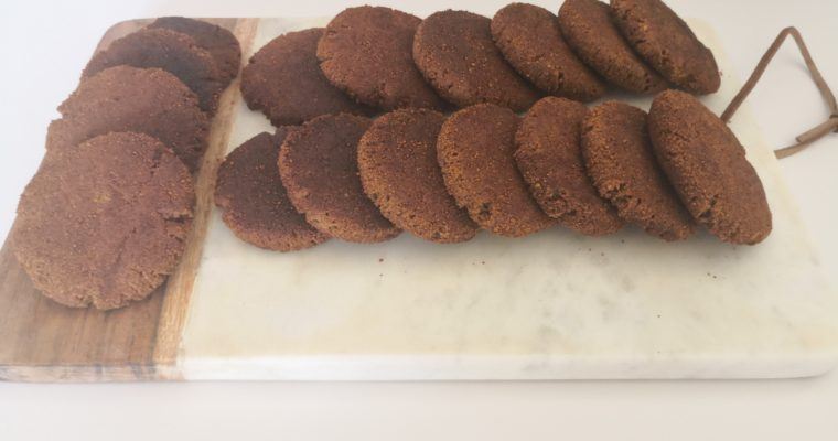 COCONUT & MOLASSES COOKIES