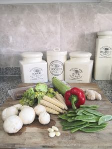 Vegetable lo-mein Ingredients
